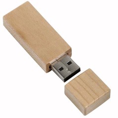 Pen Drive de Madeira Com Tampa 